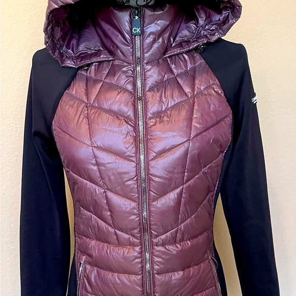 Calvin Klein performance coat - Picture 2 of 3